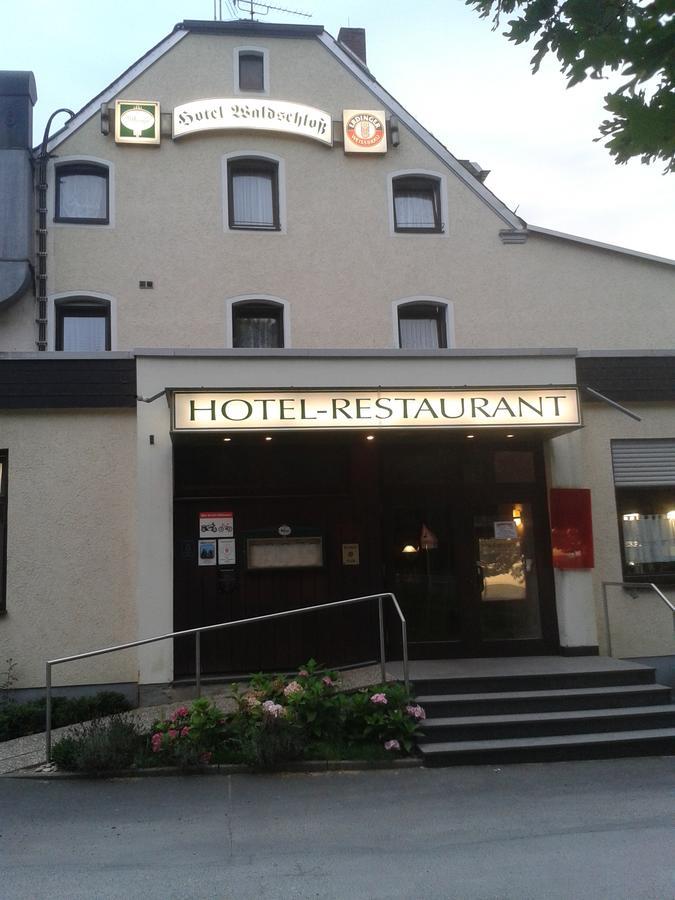 Hotel Waldschloss Bad Camberg Exteriör bild